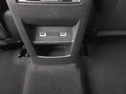 Photo 17 Peugeot 408  PureTech 130 ch S&S EAT8