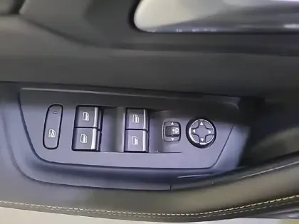 Photo 29 Peugeot 508  SW Hybrid4 360 e-EAT8 Peugeot Sport Engineered