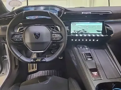 Photo 7 Peugeot 508  SW Hybrid4 360 e-EAT8 Peugeot Sport Engineered