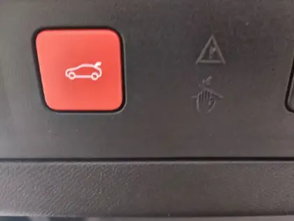 Photo 31 Peugeot 508  SW Hybrid4 360 e-EAT8 Peugeot Sport Engineered