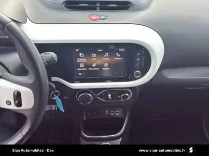 Photo 22 Renault Twingo  III TCe 95