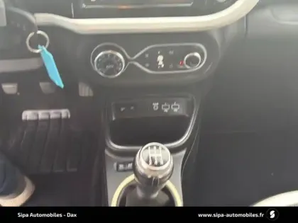 Photo 19 Renault Twingo  III TCe 95