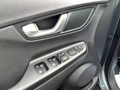 Photo 17 Hyundai Kona  Hybrid 141