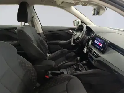 Photo 14 Skoda Kamiq  1.0 TSI Evo 110 ch BVM6