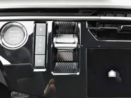 Photo 43 Peugeot 3008  Hybrid 145 e-DCS6