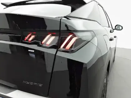 Photo 46 Peugeot 3008  Hybrid 145 e-DCS6