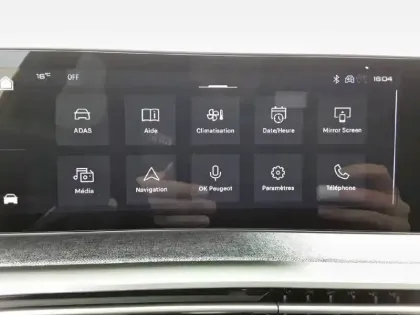 Photo 24 Peugeot 3008  Hybrid 145 e-DCS6