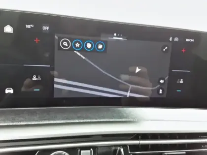 Photo 26 Peugeot 3008  Hybrid 145 e-DCS6