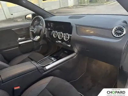 Photo 12 Mercedes GLA  200 d 8G-DCT