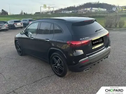 Photo 30 Mercedes GLA  200 d 8G-DCT