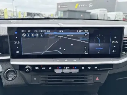 Photo 22 Opel Grandland  1.2 Turbo Hybrid 145 ch e-DCT6