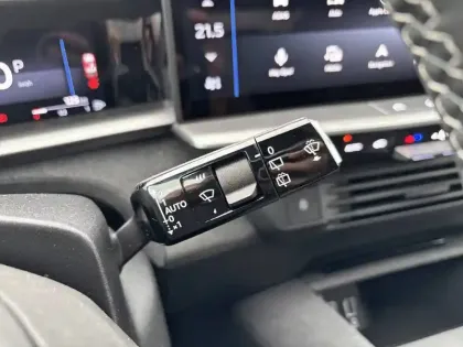 Photo 26 Opel Grandland  1.2 Turbo Hybrid 145 ch e-DCT6