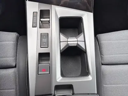 Photo 13 Opel Grandland  1.2 Turbo Hybrid 145 ch e-DCT6