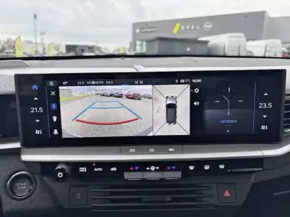 Photo 19 Opel Grandland  1.2 Turbo Hybrid 145 ch e-DCT6