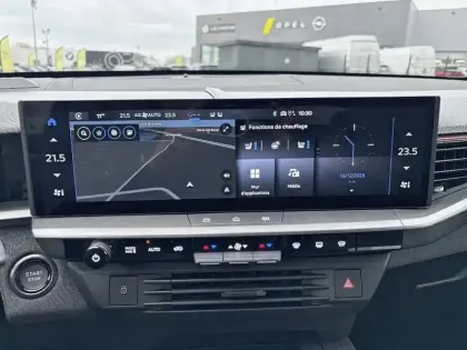 Photo 17 Opel Grandland  1.2 Turbo Hybrid 145 ch e-DCT6