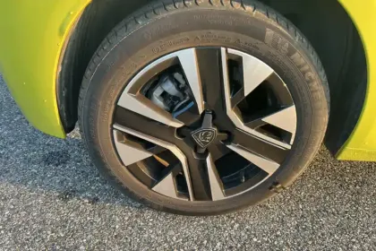 Photo 14 Peugeot 208  PureTech 100 S&S BVM6