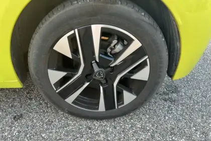 Photo 11 Peugeot 208  PureTech 100 S&S BVM6