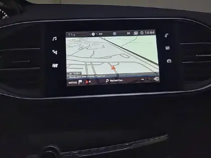 Photo 18 Peugeot 308  PureTech 130ch S&S EAT8