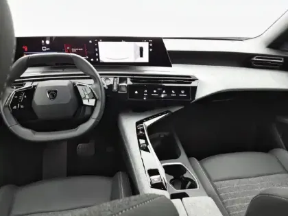 Photo 7 Peugeot 5008  Hybrid 136 e-DCS6