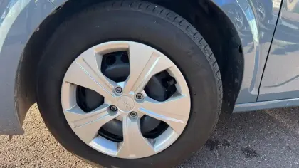 Photo 8 Dacia Sandero  SCe 65