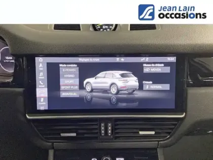 Photo 18 Porsche Cayenne  E-Hybrid 3.0 V6 462 ch Tiptronic BVA