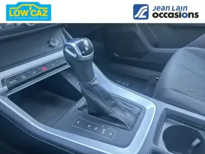 Photo 13 Audi Q3  45 TFSIe 245 ch S tronic 6