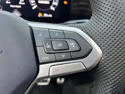 Photo 16 Volkswagen Tiguan  2.0 TDI 150ch DSG7