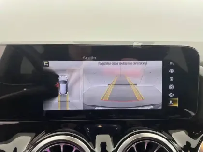 Photo 48 Mercedes GLA  250 e 8G-DCT