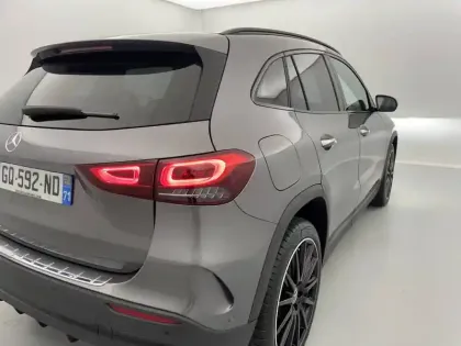 Photo 54 Mercedes GLA  250 e 8G-DCT