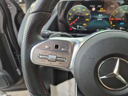 Photo 14 Mercedes GLA  250 e 8G-DCT