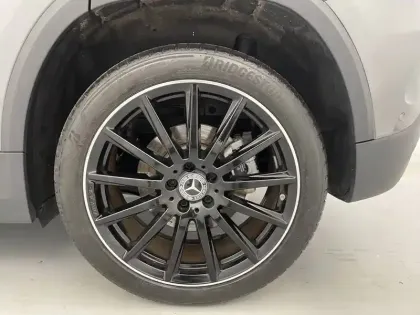 Photo 39 Mercedes GLA  250 e 8G-DCT