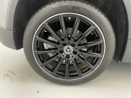 Photo 41 Mercedes GLA  250 e 8G-DCT