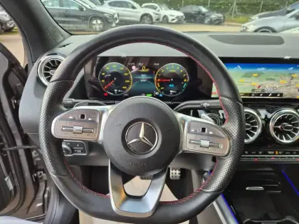 Photo 13 Mercedes GLA  250 e 8G-DCT