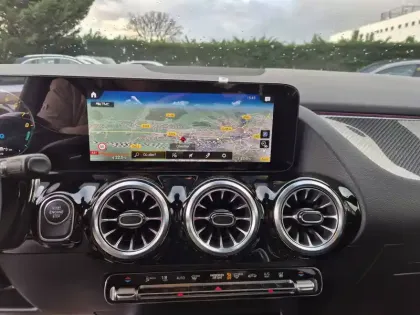 Photo 17 Mercedes GLA  250 e 8G-DCT