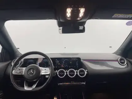 Photo 52 Mercedes GLA  250 e 8G-DCT