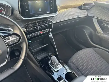 Photo 9 Peugeot 2008  PureTech 130 S&S EAT8