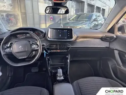 Photo 14 Peugeot 2008  PureTech 130 S&S EAT8