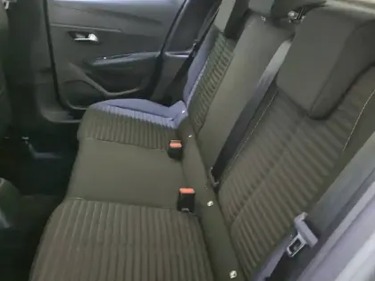 Photo 31 Peugeot 208  PureTech 75 S&S BVM5