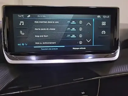 Photo 40 Peugeot 208  PureTech 75 S&S BVM5