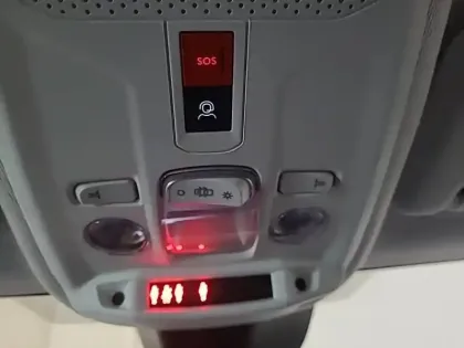 Photo 45 Peugeot 208  PureTech 75 S&S BVM5