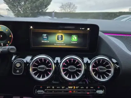 Photo 23 Mercedes GLA  200 d 8G-DCT