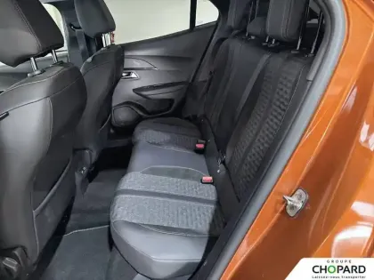 Photo 10 Peugeot 2008  PureTech 130 S&S EAT8