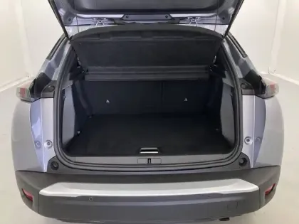 Photo 9 Peugeot 2008  PureTech 100 S&S BVM6