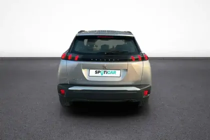 Photo 39 Peugeot 2008  PureTech 100 S&S BVM6