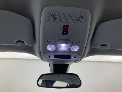 Photo 19 Peugeot 2008  PureTech 100 S&S BVM6