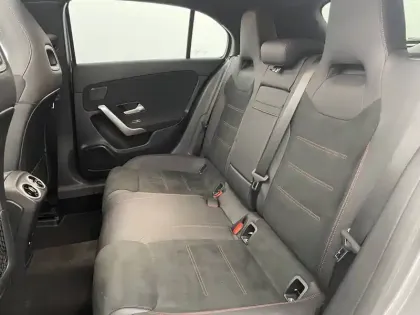 Photo 15 Mercedes Classe A  180 7G-DCT