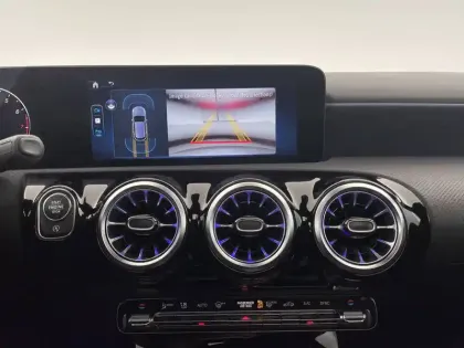 Photo 33 Mercedes Classe A  180 7G-DCT