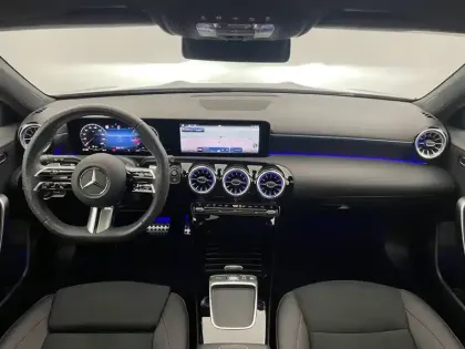 Photo 24 Mercedes Classe A  180 7G-DCT