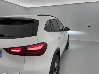 Photo 33 Mercedes GLA  200 d 8G-DCT