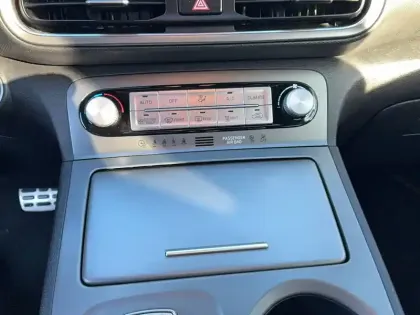 Photo 24 Hyundai Kona  Electrique 39 kWh - 136 ch